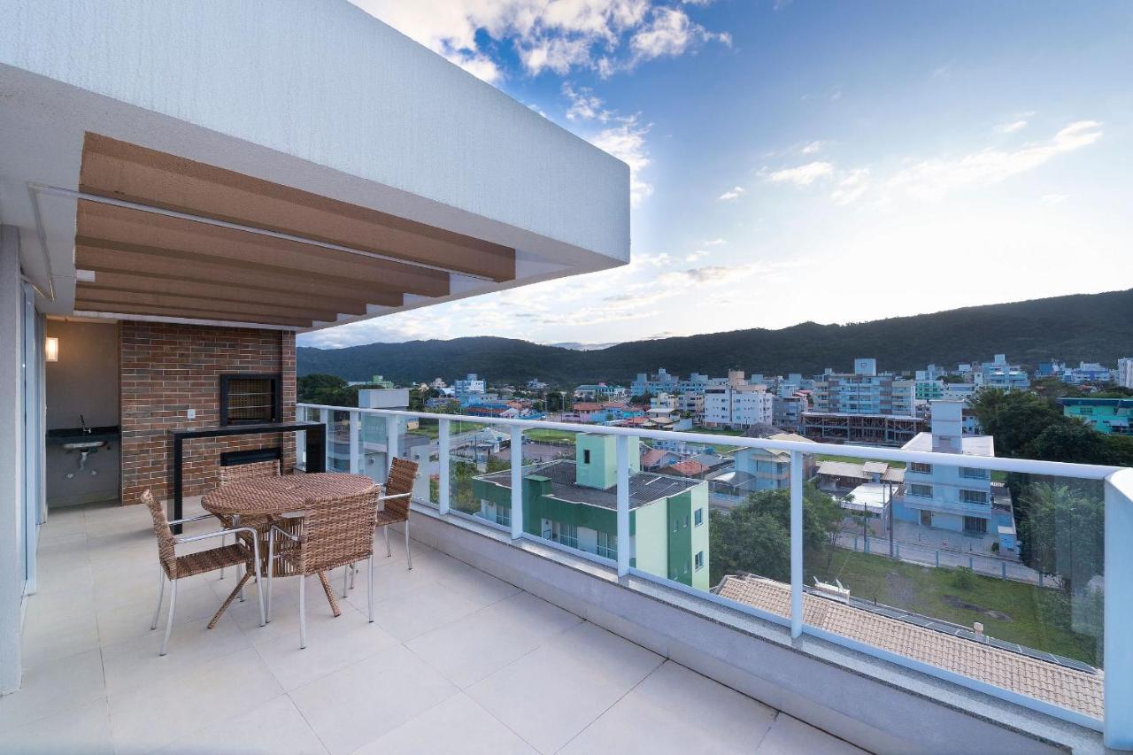 Terrazzo 602B - Cobertura Duplex A Poucos Metros Da Praia De Bombas - Condominio Com Piscina - Academia - Solario - Бомбиньяс Экстерьер фото